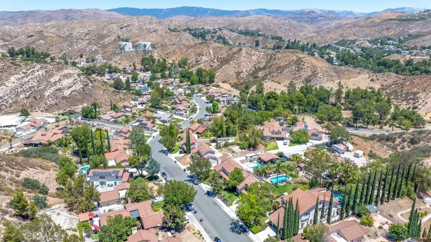 29272 Poppy Meadow, Canyon Country, California 91387