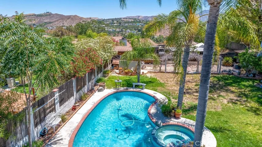 29272 Poppy Meadow, Canyon Country, California 91387
