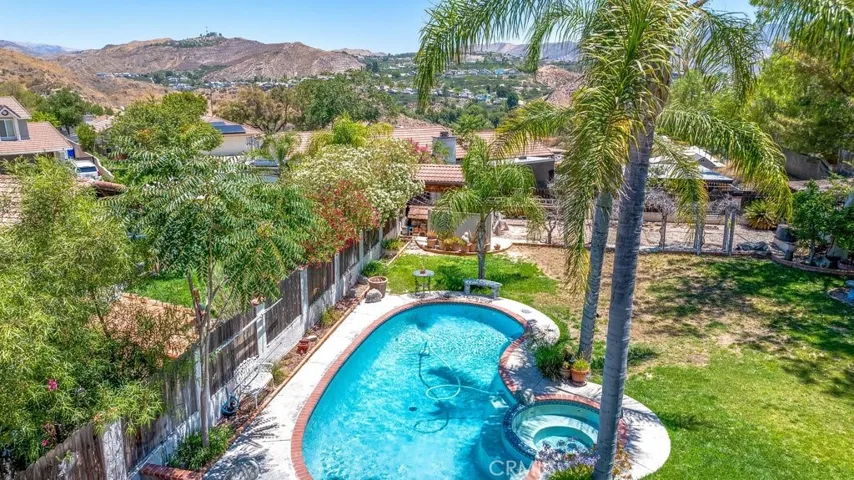 29272 Poppy Meadow, Canyon Country, California 91387