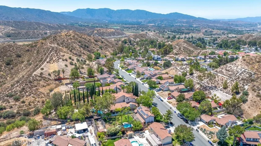 29272 Poppy Meadow, Canyon Country, California 91387