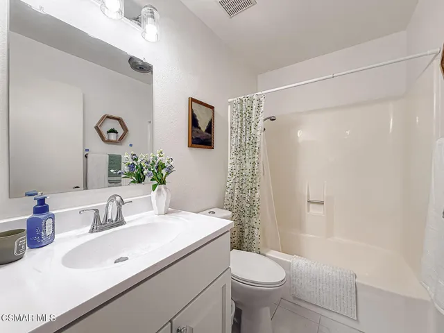 iShared Bath1