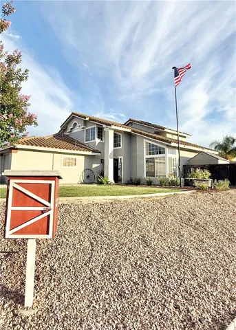 Welcome to 25417 Clover Glen Circle, Murrieta, CA