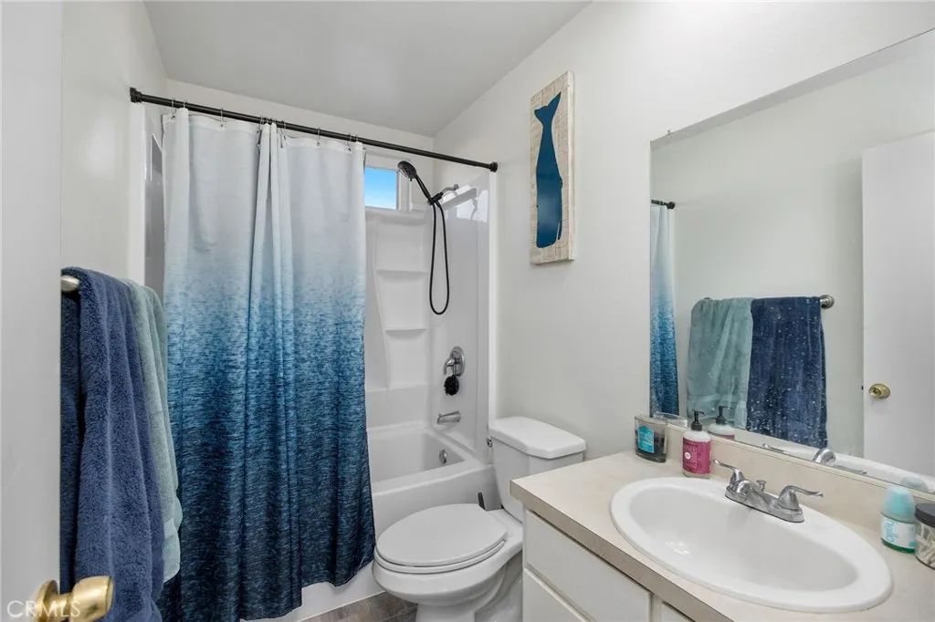 Unit C - Bathroom