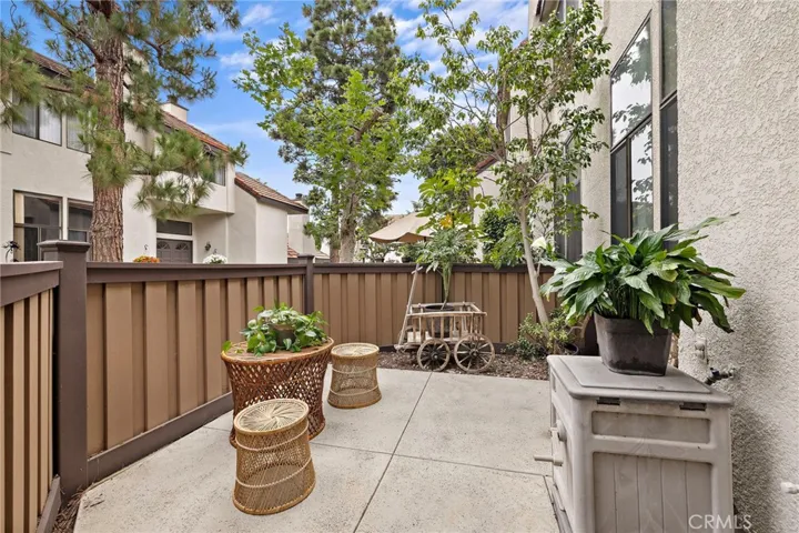 Patio/Courtyard