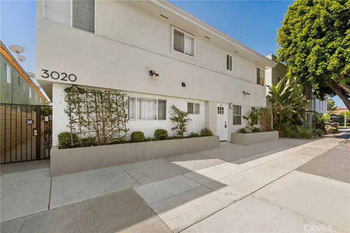 3020 E 3rd 9, Long Beach, California 90814