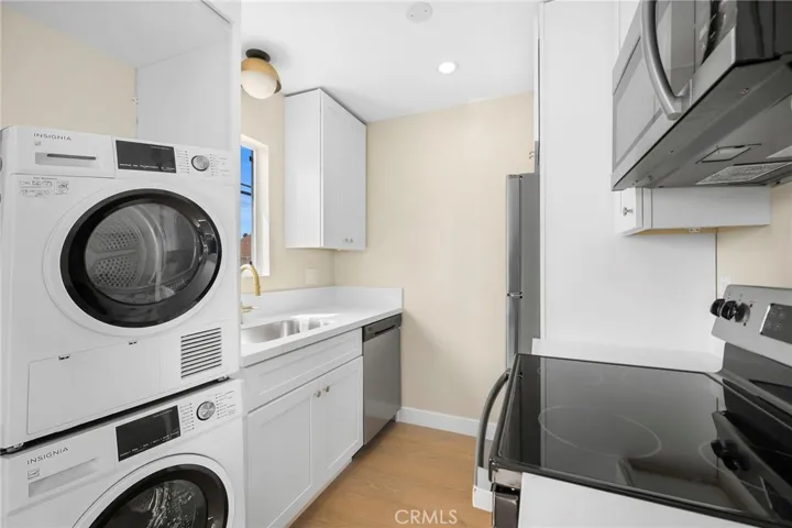 3020 E 3rd 9, Long Beach, California 90814