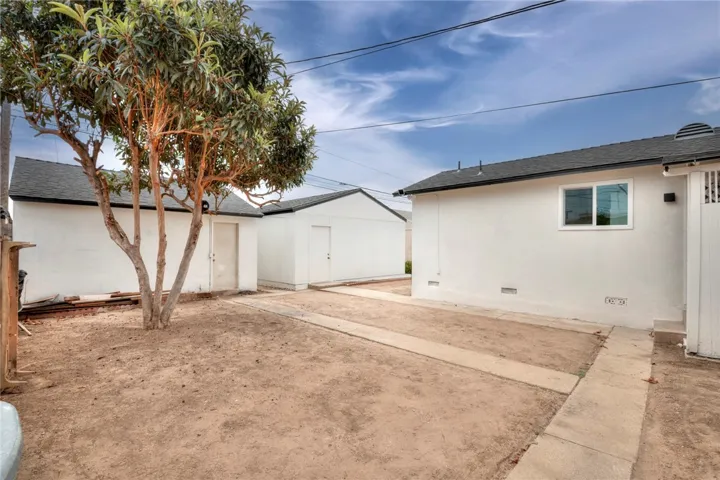 1512 Marine, Gardena, California 90247