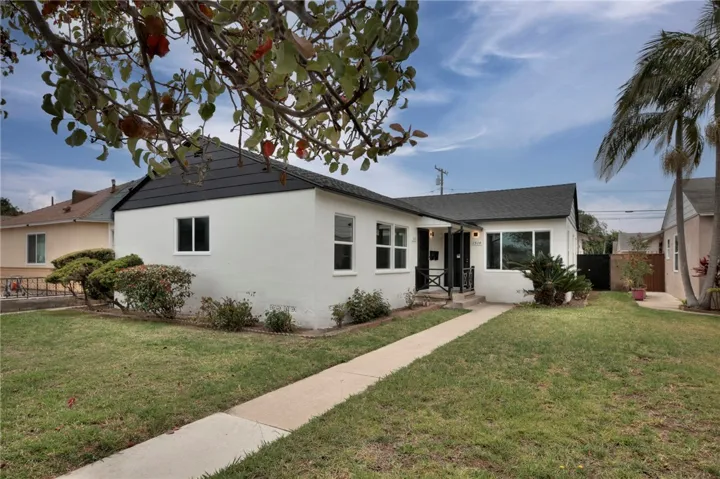 1512 Marine, Gardena, California 90247
