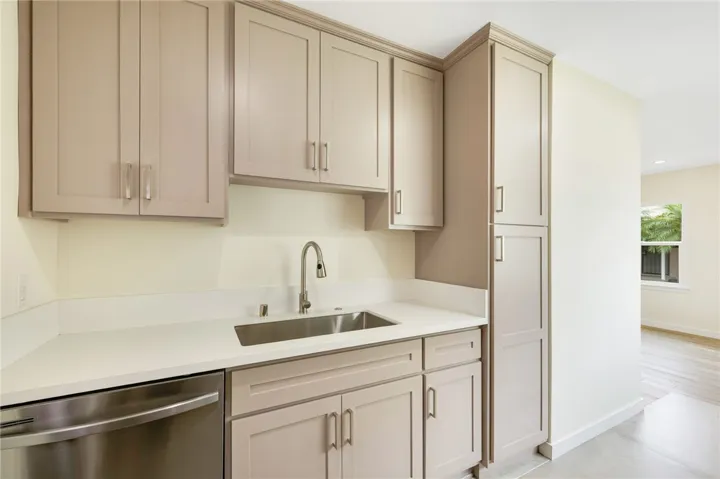 1512 Marine, Gardena, California 90247