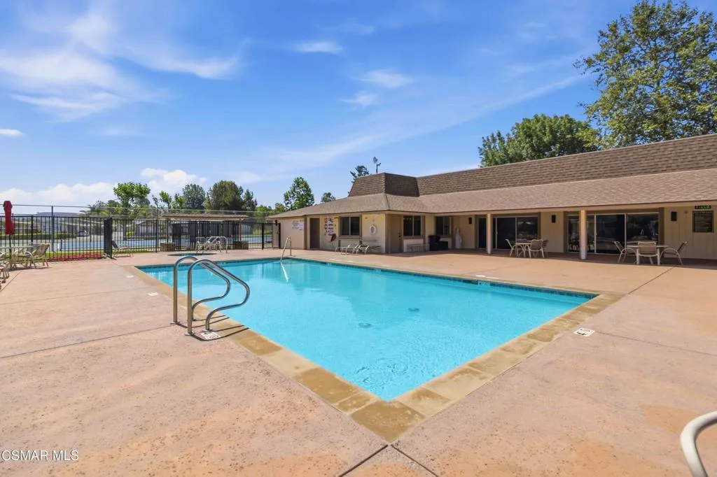 08-15750 Arroyo Dr #143 COMMUNITY (2)