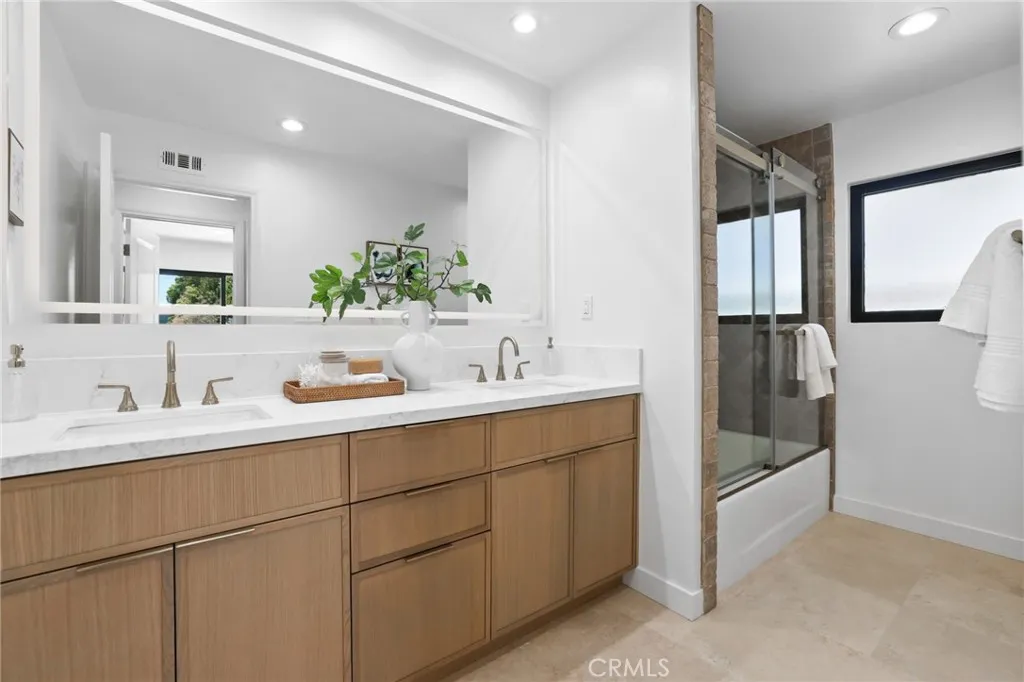 2nd full bathroom