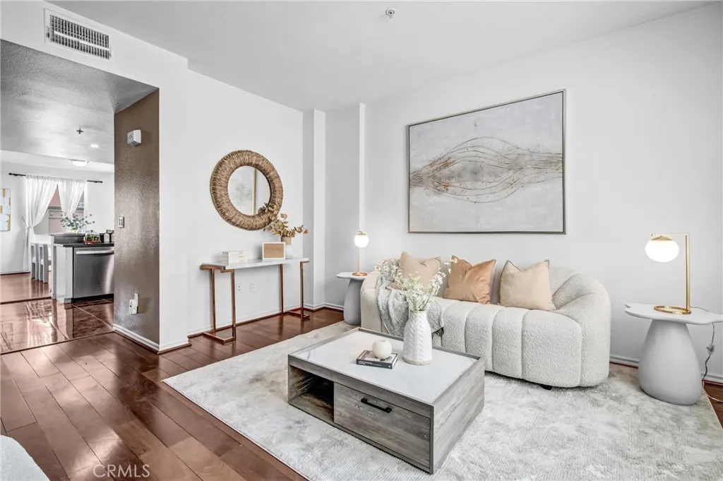 88 E Bay State, Alhambra, California 91801 — photo 4