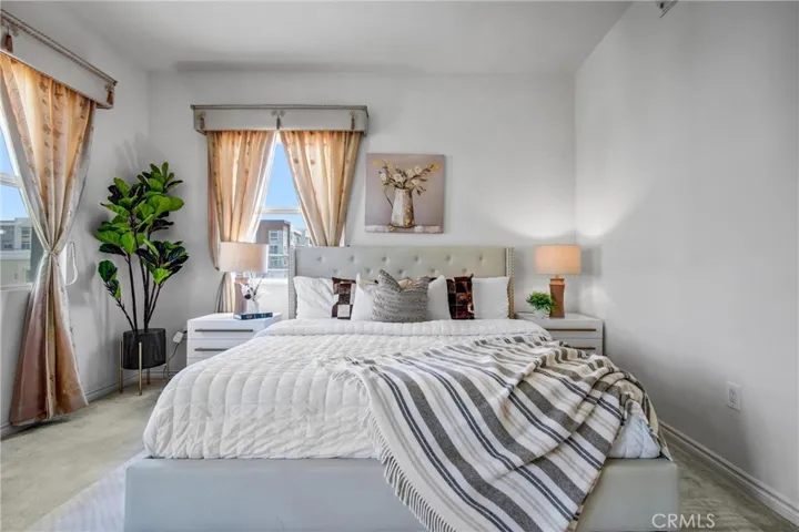 88 E Bay State, Alhambra, California 91801