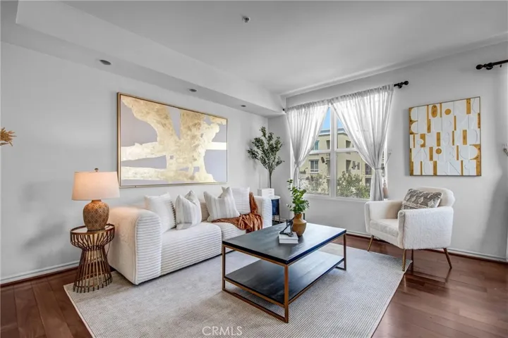 88 E Bay State, Alhambra, California 91801