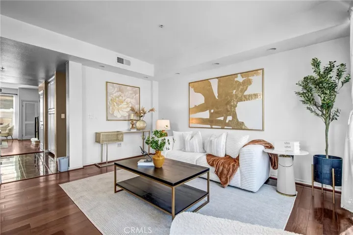 88 E Bay State, Alhambra, California 91801