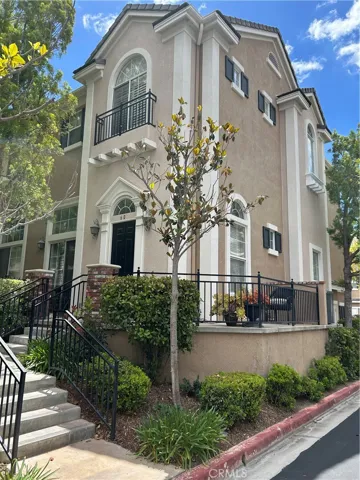 23415 Shorebreak Lane 60, Valencia, California 91355