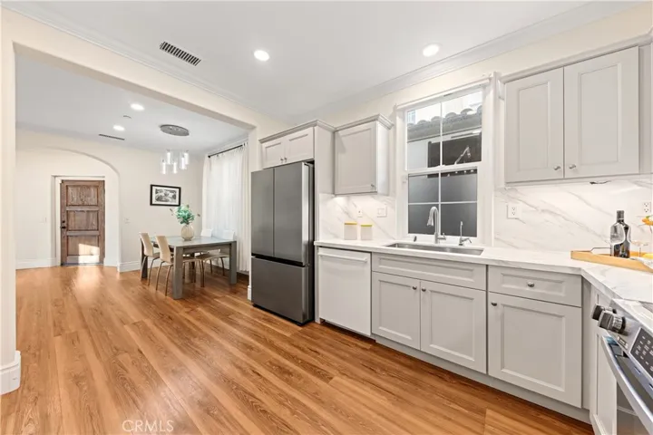 77 Canyoncrest, Irvine, California 92603