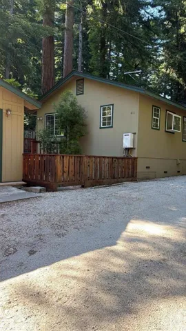 411 Manzanita Road, Boulder Creek, California 95006