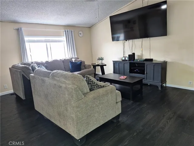 4080 Pedley, Jurupa Valley, California 92509