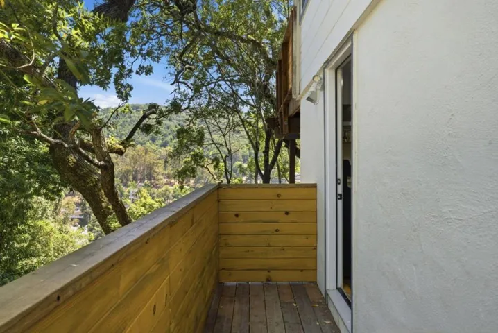 30 Fair Drive, San Rafael, California 94901