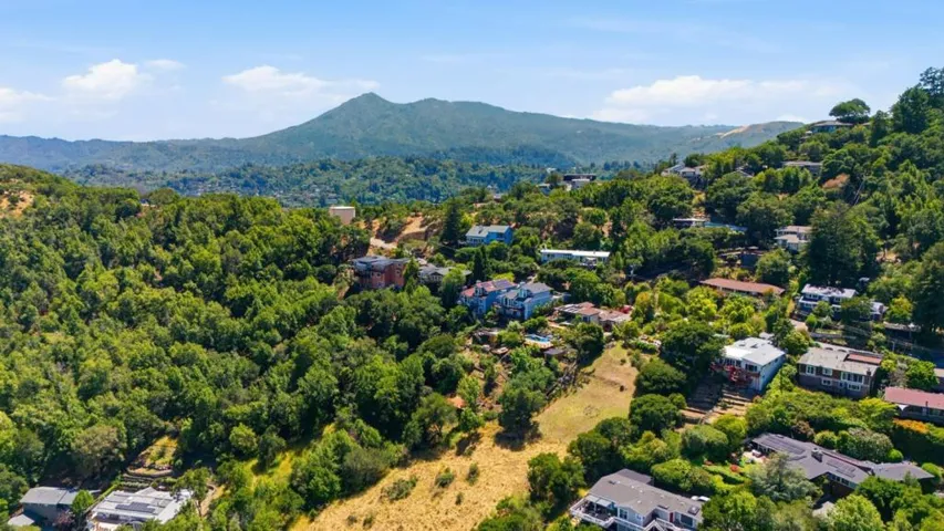30 Fair Drive, San Rafael, California 94901