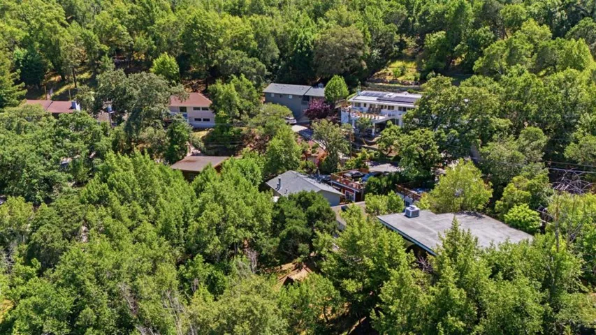 30 Fair Drive, San Rafael, California 94901