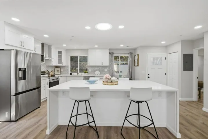 30 Fair Drive, San Rafael, California 94901