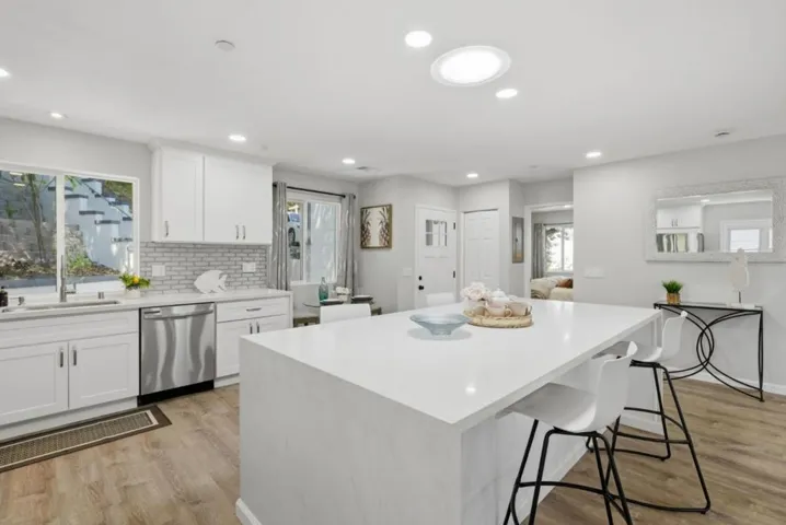 30 Fair Drive, San Rafael, California 94901