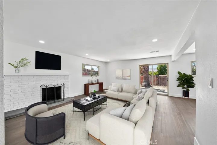 546 W Indian School Lane, Banning, California 92220