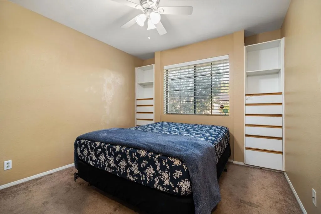 24-web-or-mls-JASantaFe_OPMG_0226_024