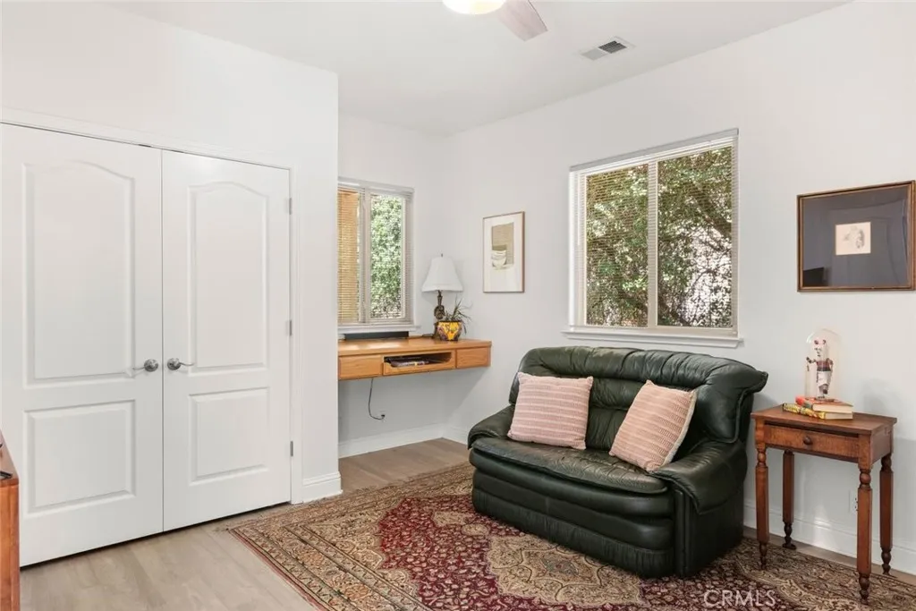 Guest Bedroom #2/Office