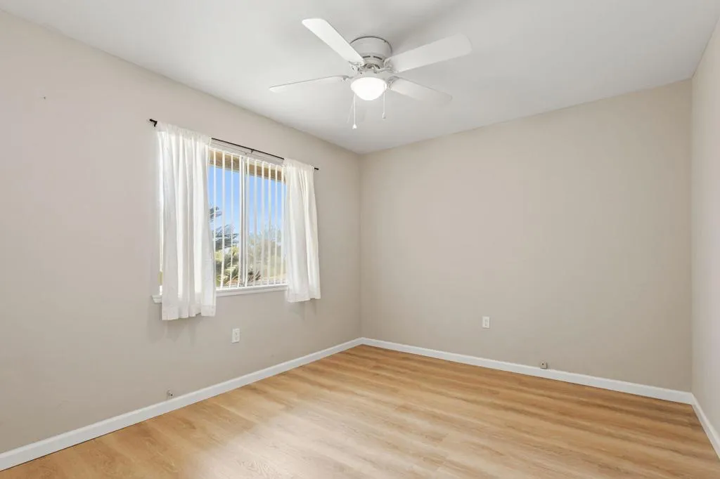 25-web-or-mls-DSC09600
