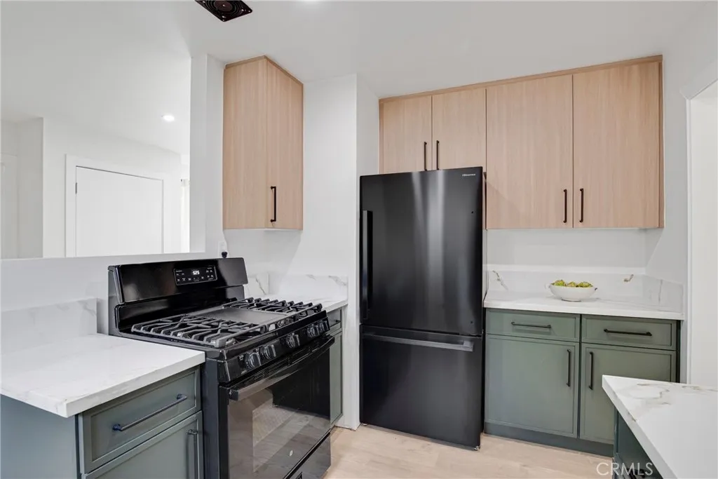 18506 Kingsdale Avenue, Redondo Beach, California 90278 — photo 4