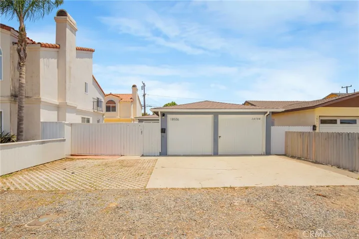 18506 Kingsdale Avenue, Redondo Beach, California 90278