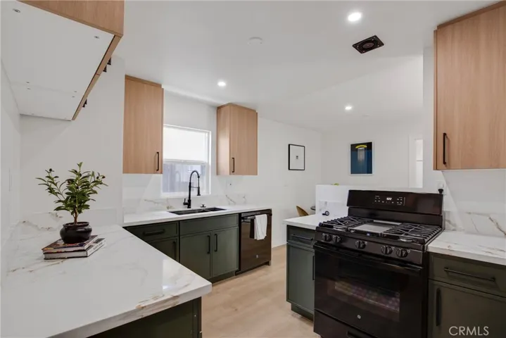 18506 Kingsdale Avenue, Redondo Beach, California 90278