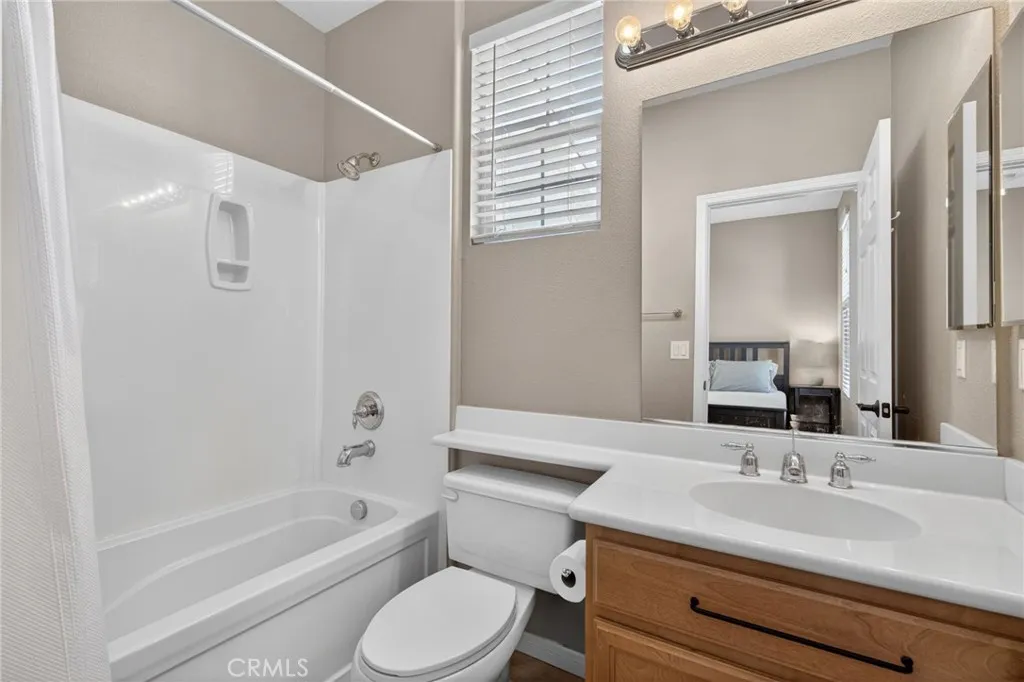 CASITA FULL BATH