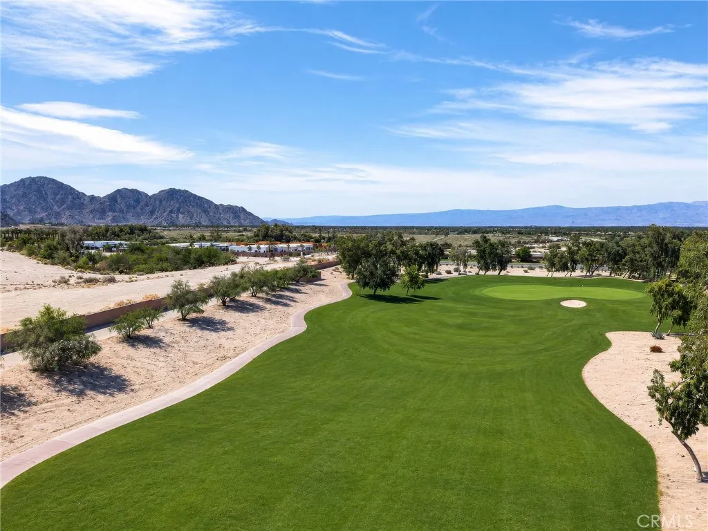 8TH FAIRWAY PAR 3