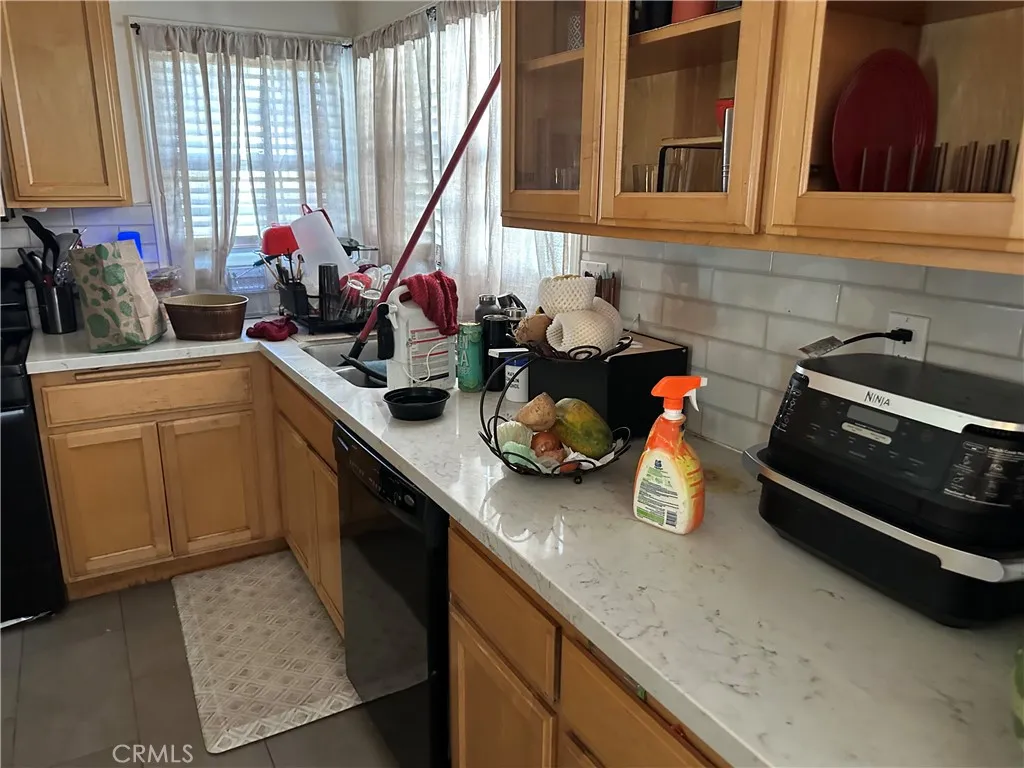 Kitchen Counter