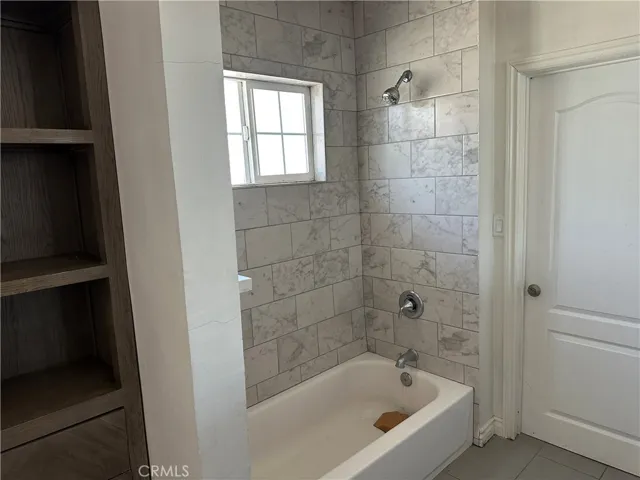 ADU-Shower