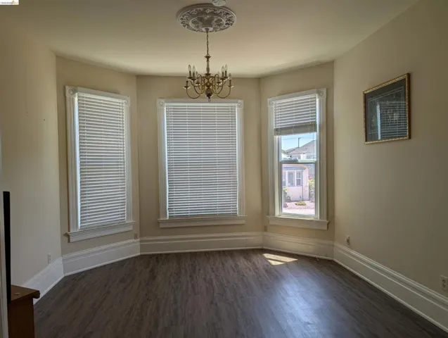 1086 66th St, Oakland, California 94608
