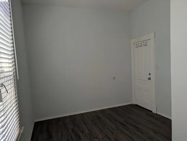 1086 66th St, Oakland, California 94608