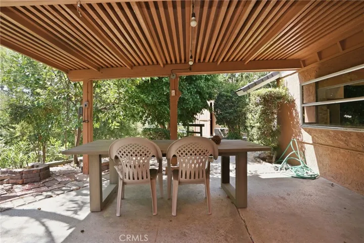 16682 Oakhurst, Yorba Linda, California 92886