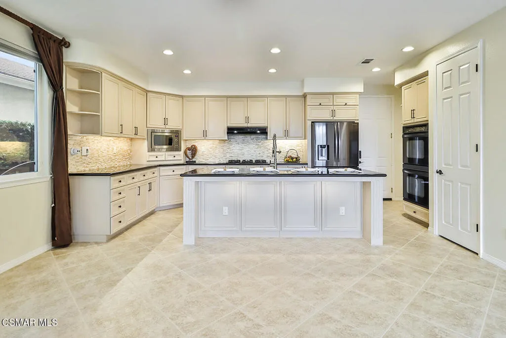 cFamily and Kitchen4