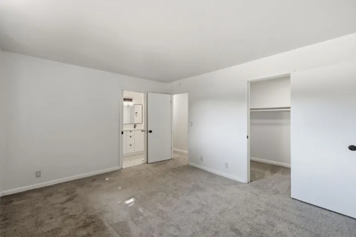 Primary has WIC and door to full bathroom