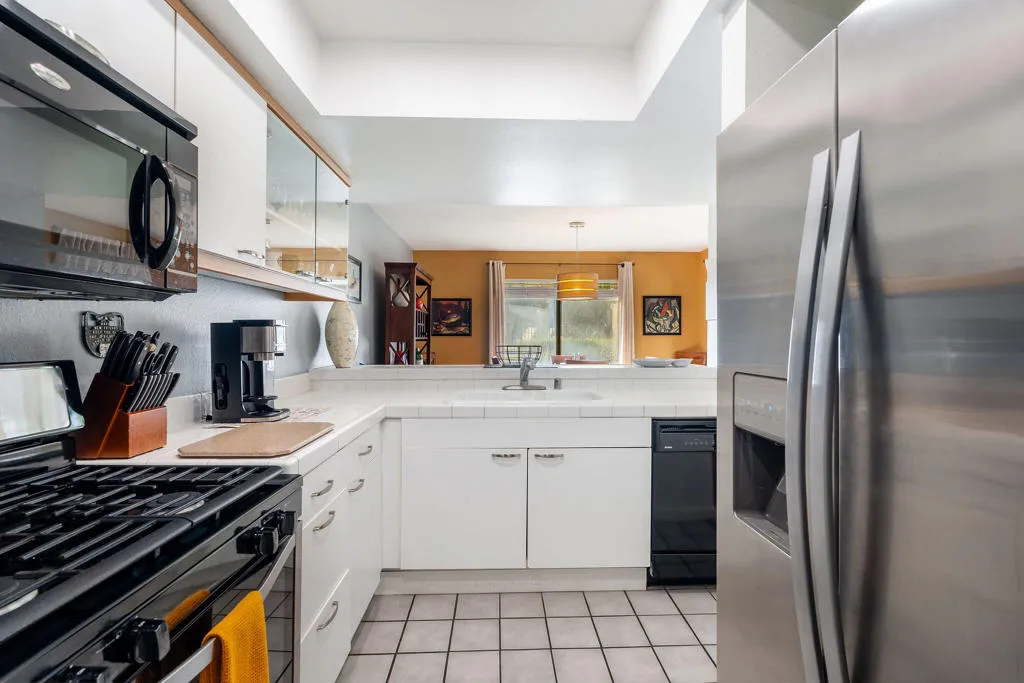 35200CathedralCanyonDrb10-18