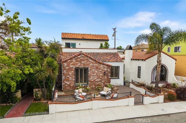 114 Argonne Avenue, Long Beach, California 90803