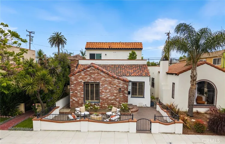114 Argonne Avenue, Long Beach, California 90803