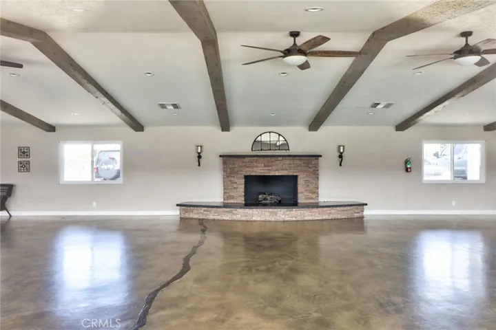 Club House Photo2