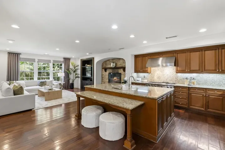 7716 Briza Placida, San Diego, California 92127