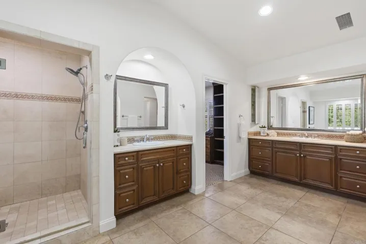 7716 Briza Placida, San Diego, California 92127